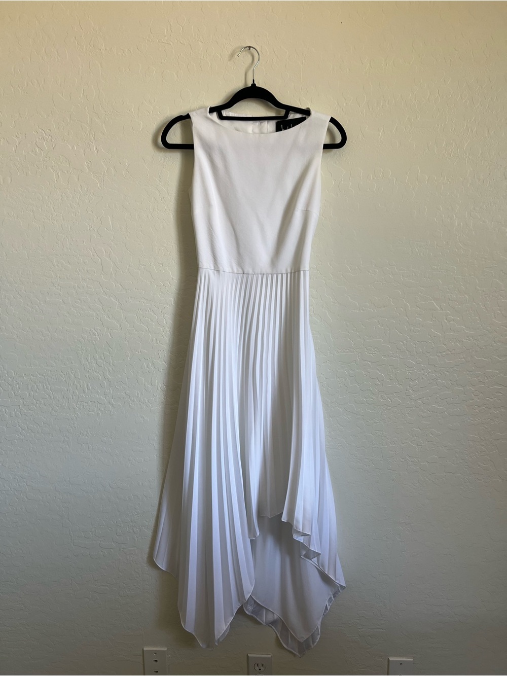 Nicole Miller White Pleated Midi Dress